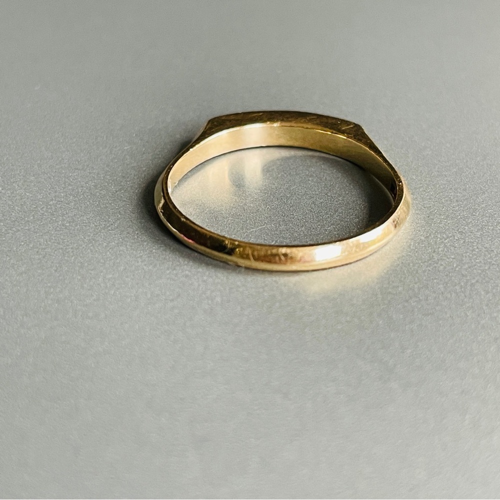 14K Yellow Gold Modern Minimalist Stackable Ring Band Vintage - Picture 10 of 13